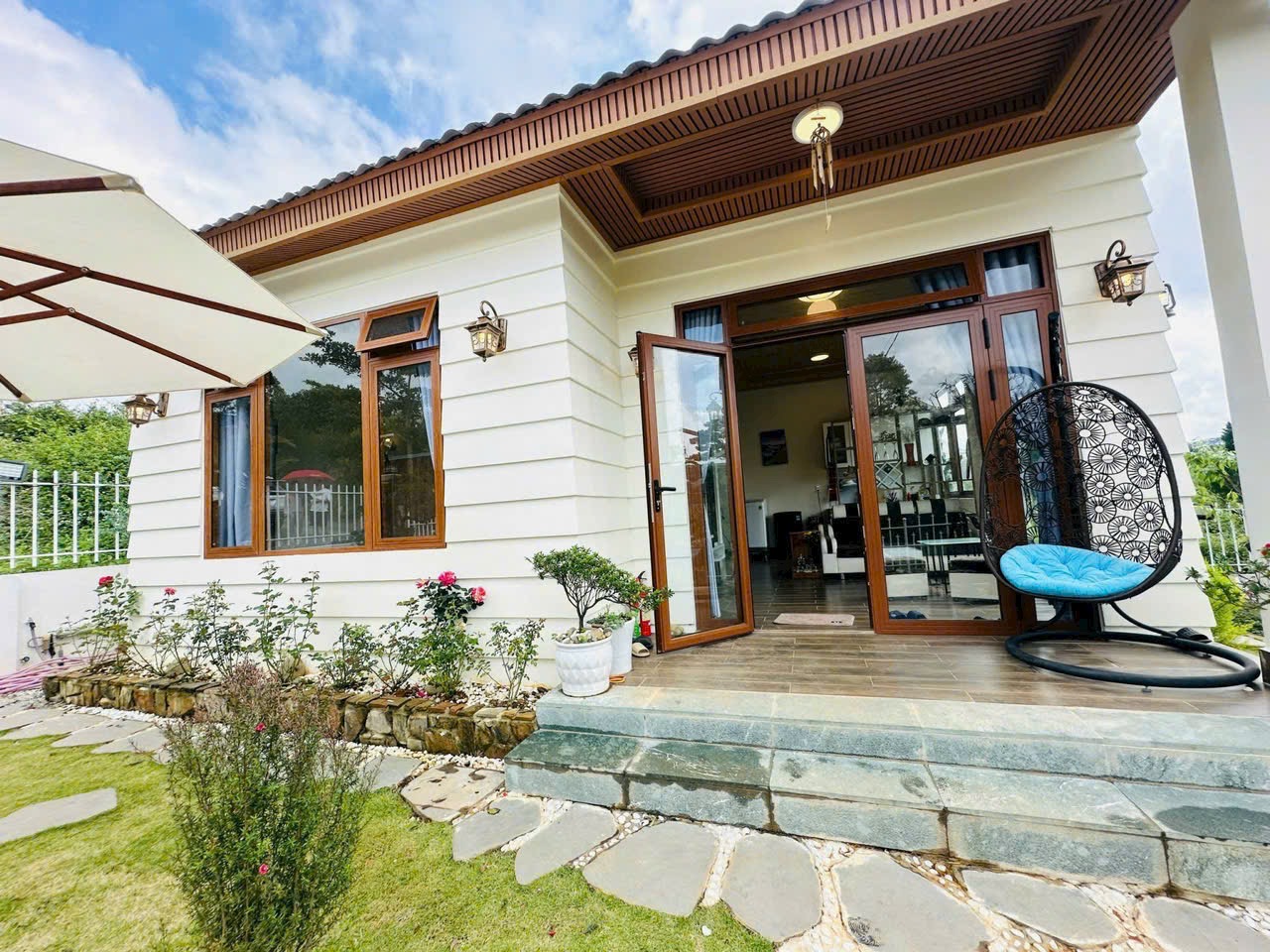 Villa Sân Vườn Măng Line Đà Lạt