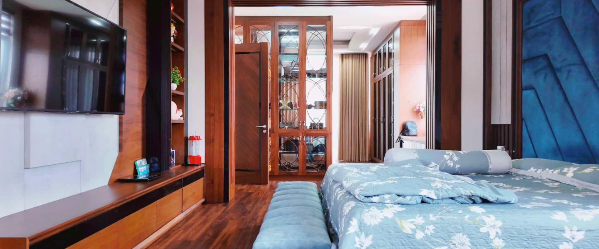 Biệt thự mặt tiền Hồ Tùng Mậu Đà Lạt 405m2