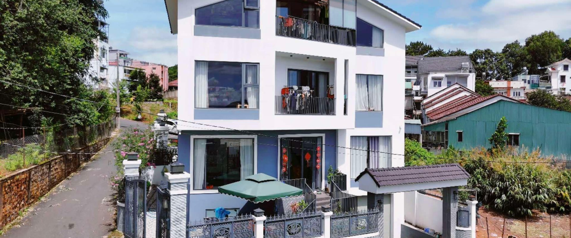 Bán Villa Vạn Hạnh Đà Lạt 200m2 2 mặt tiền