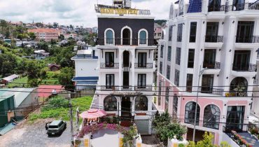 Bán Khách Sạn Mặt Tiền Tô Hiến Thành Đà Lạt 369m2 21 phòng