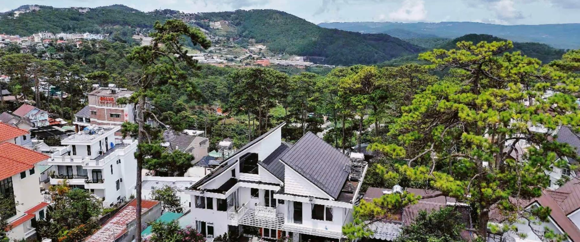 Bán Villa Yên Thế Đà Lạt 2 Mặt Tiền 211m2