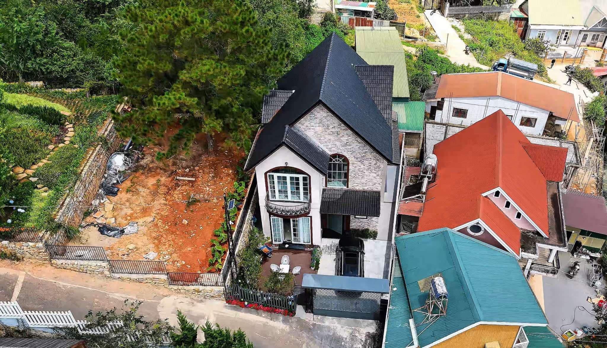 Bán villa Trịnh Hoài Đức Đà Lạt