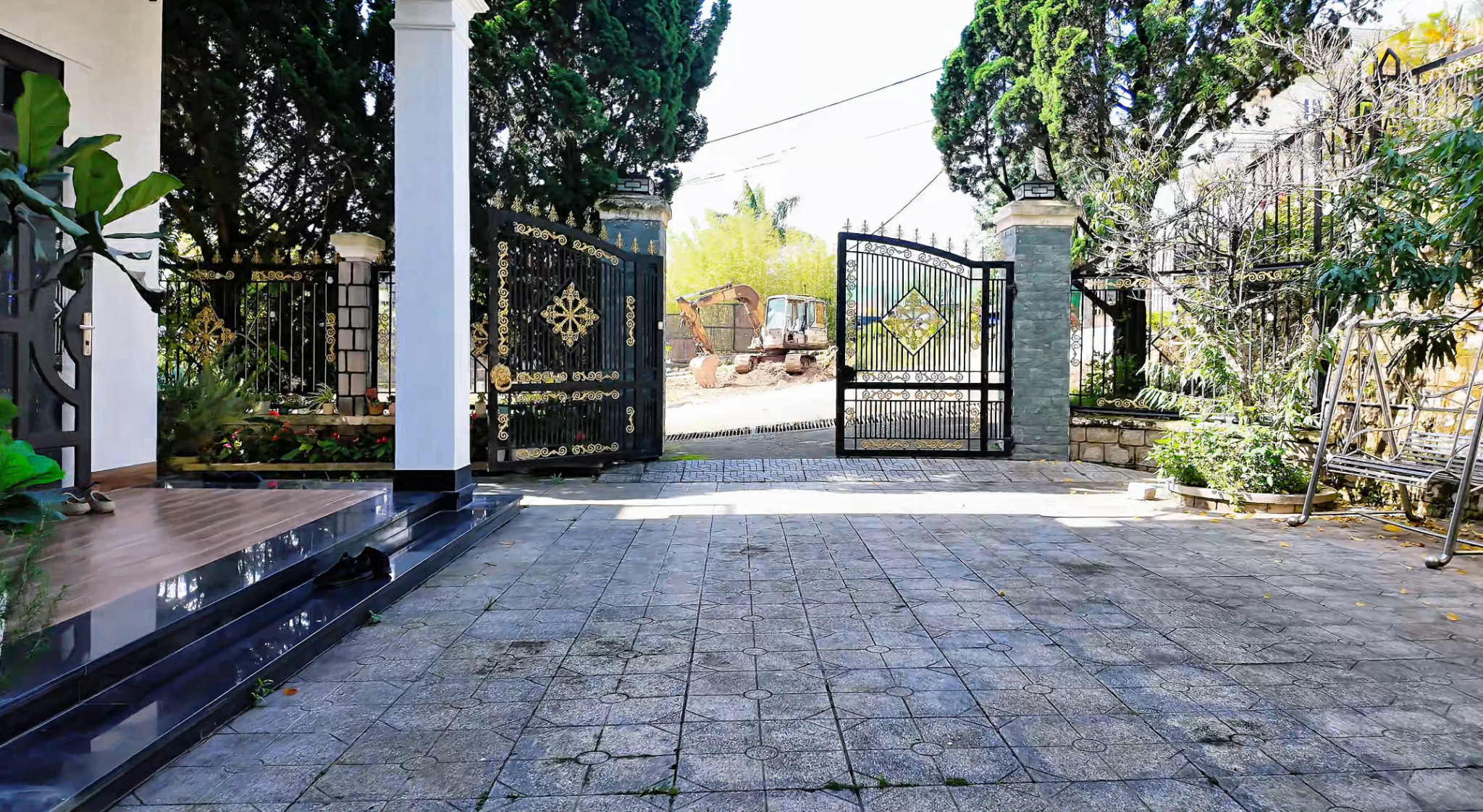 Biệt thự Đà Lạt 2 mặt tiền Vạn Hạnh - Mai Xuân Thưởng 389m2