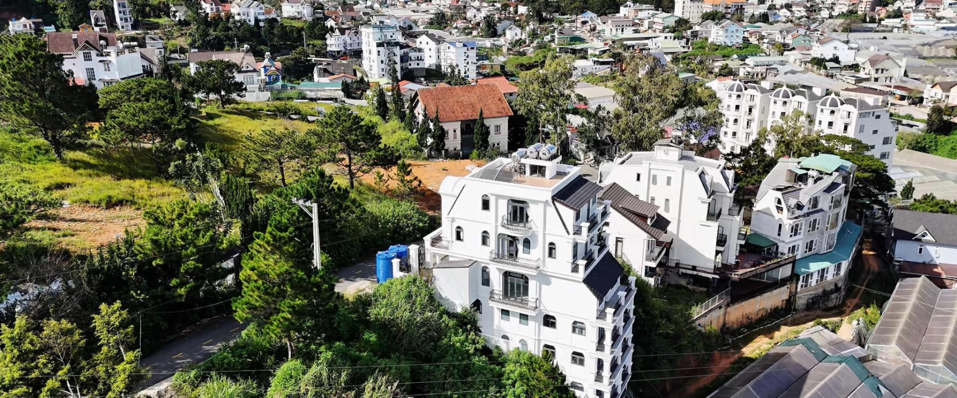 Bán Khách Sạn Đồi Huy Hoàng Đà Lạt 7 Tầng View Đẹp 284m2