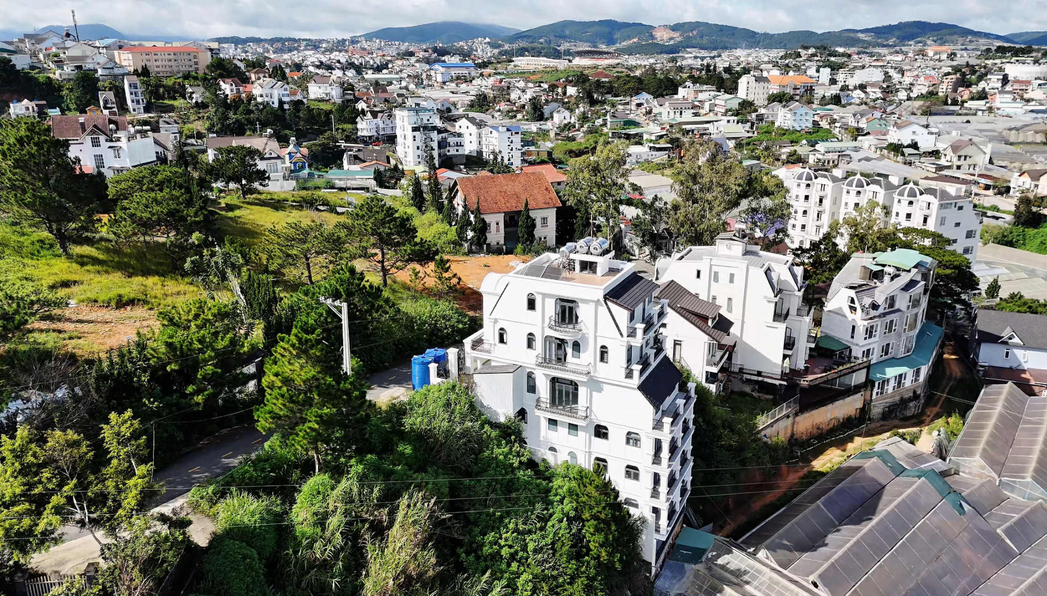 Khách sạn Đồi Huy Hoàng Đà Lạt