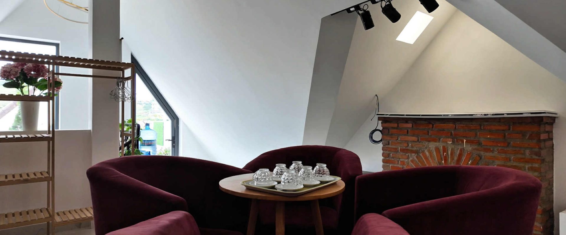 Villa Lý Nam Đế Đà Lạt 369m2 3 mặt tiền