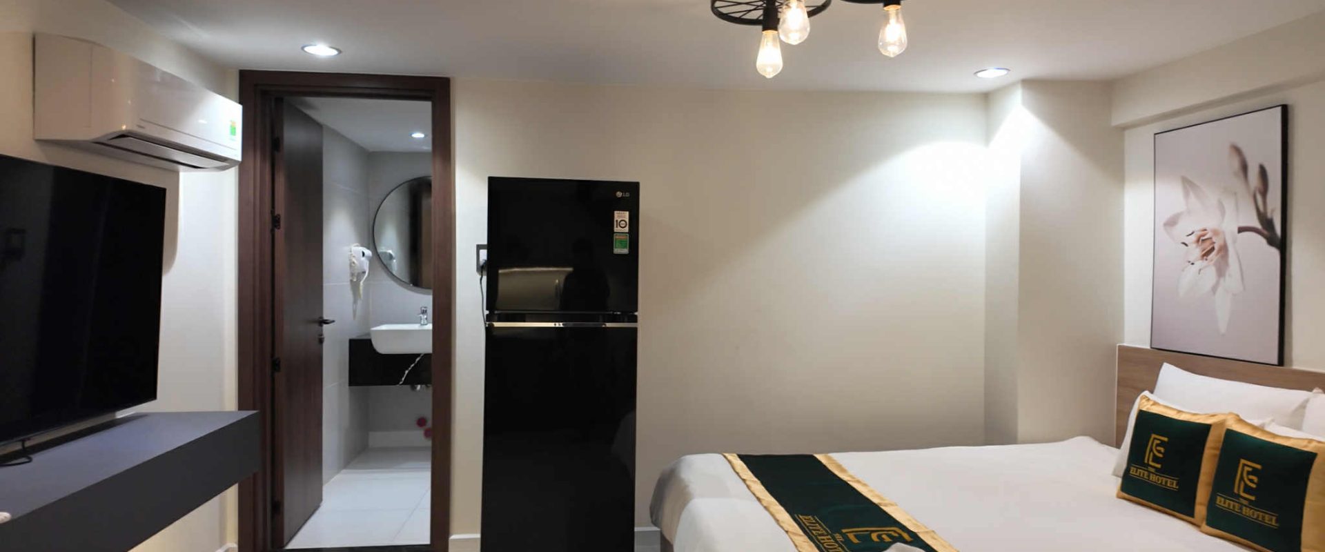 Bán khách sạn mặt tiền đường Phạm Ngũ Lão Đà Lạt 276m2