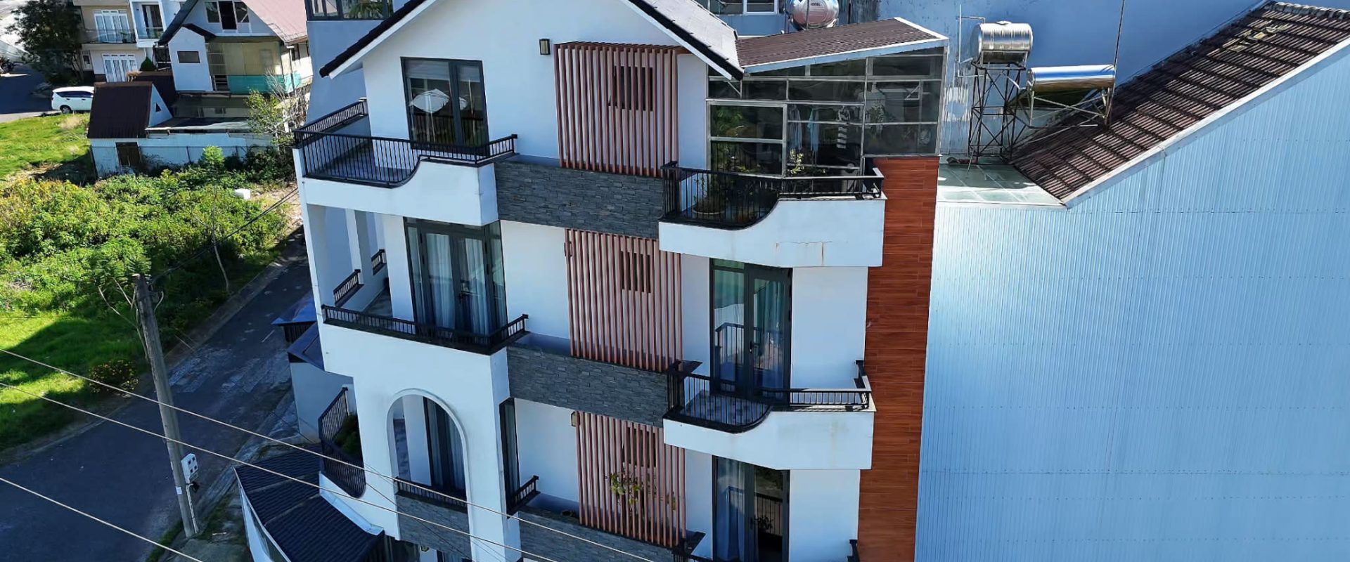 BÁN NHÀ GÓC 2 MẶT TIỀN KQH TRẦN ANH TÔNG ĐÀ LẠT 98M2