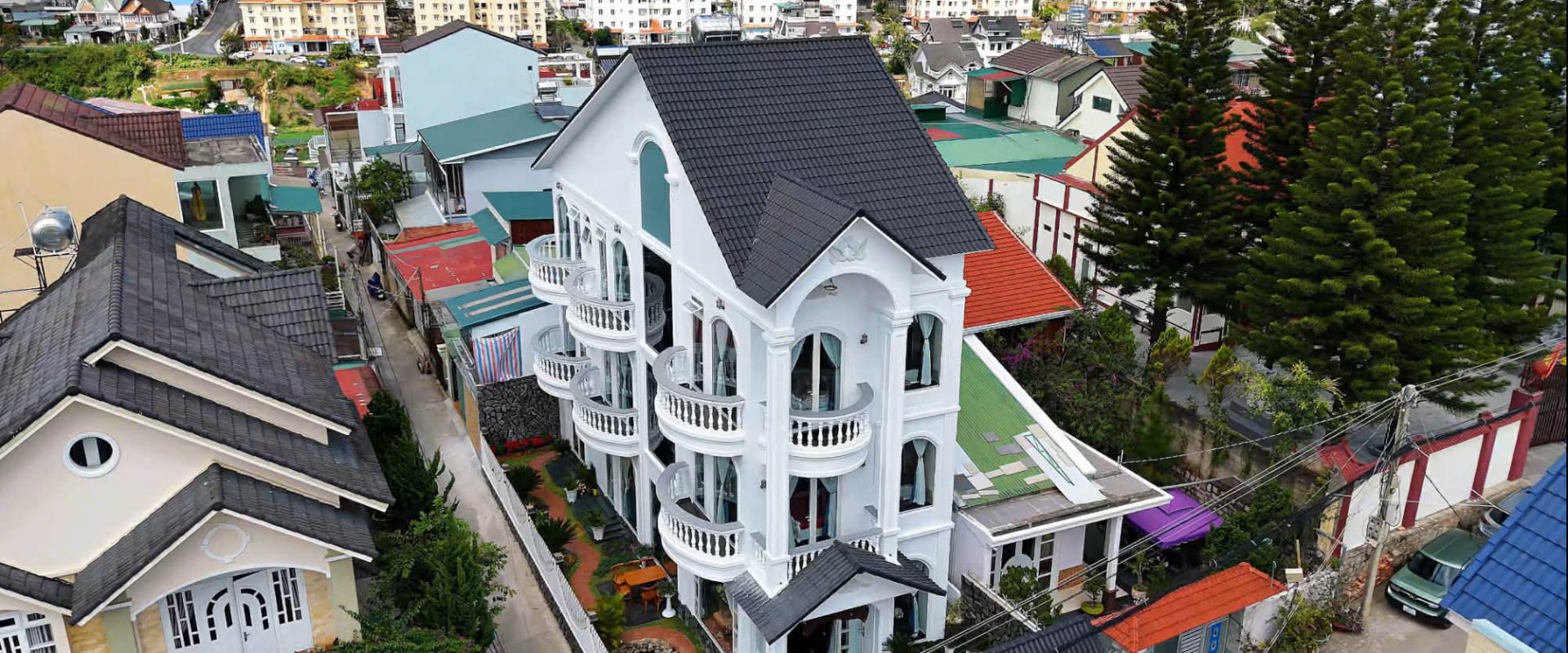 BIỆT THỰ 2 MẶT TIỀN KIM ĐỒNG ĐÀ LẠT 243m2