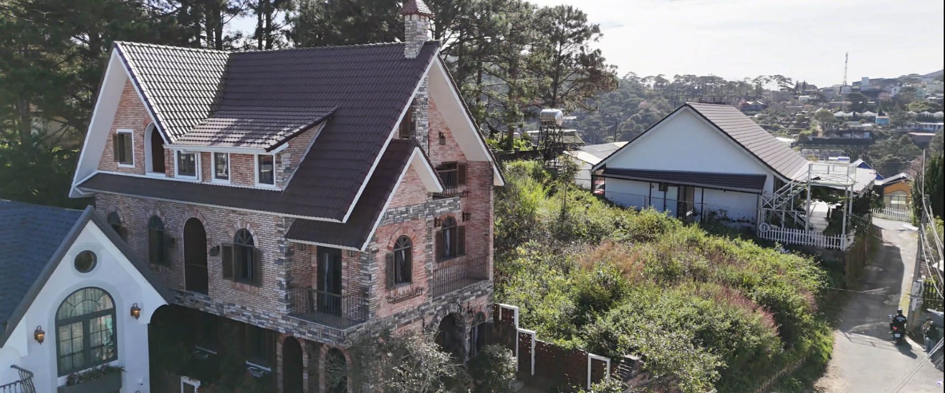 Biệt Thự Trịnh Hoài Đức Đà Lạt 204m2 Phong Cách Châu Âu