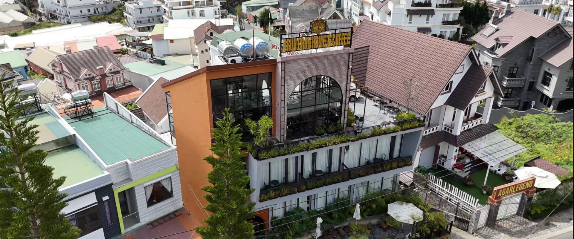 Bán Villa Mặt Tiền Lý Nam Đế Đà Lạt 264m2