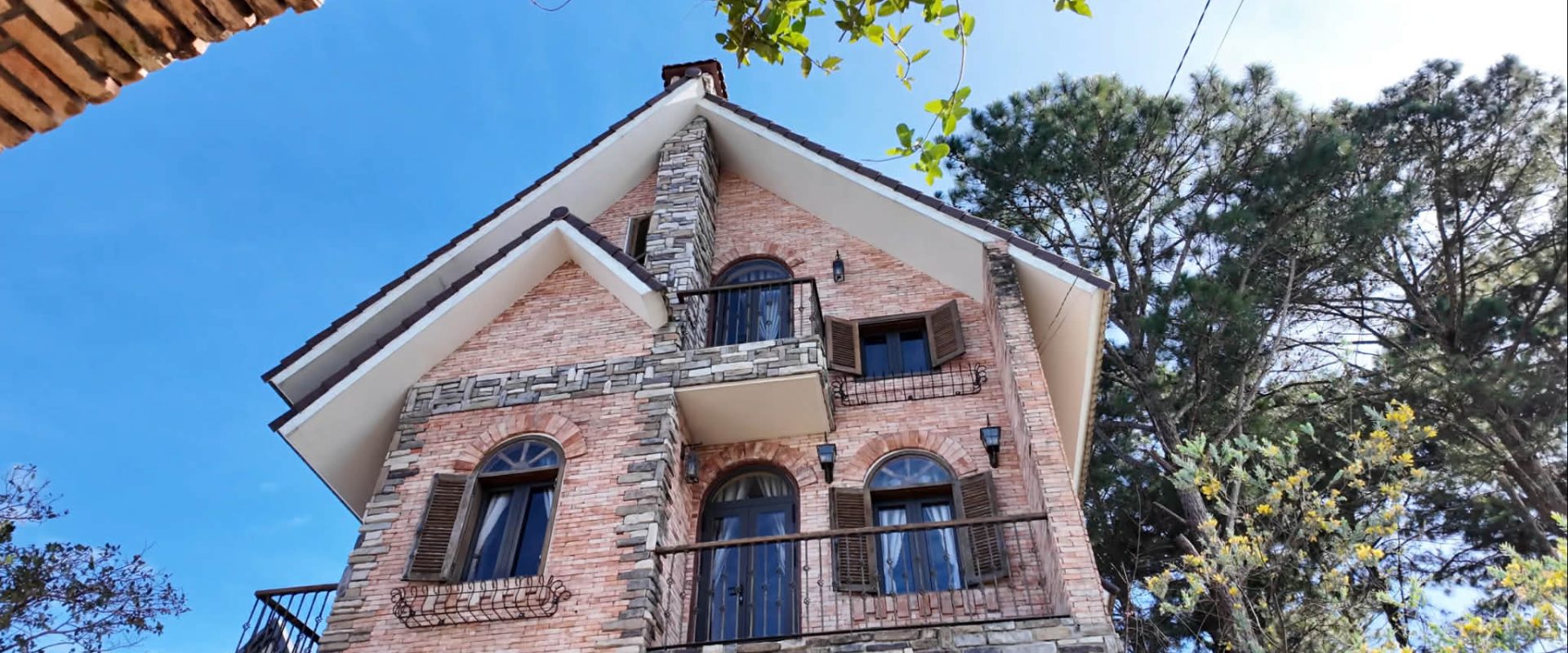 Biệt Thự Trịnh Hoài Đức Đà Lạt 204m2 Phong Cách Châu Âu