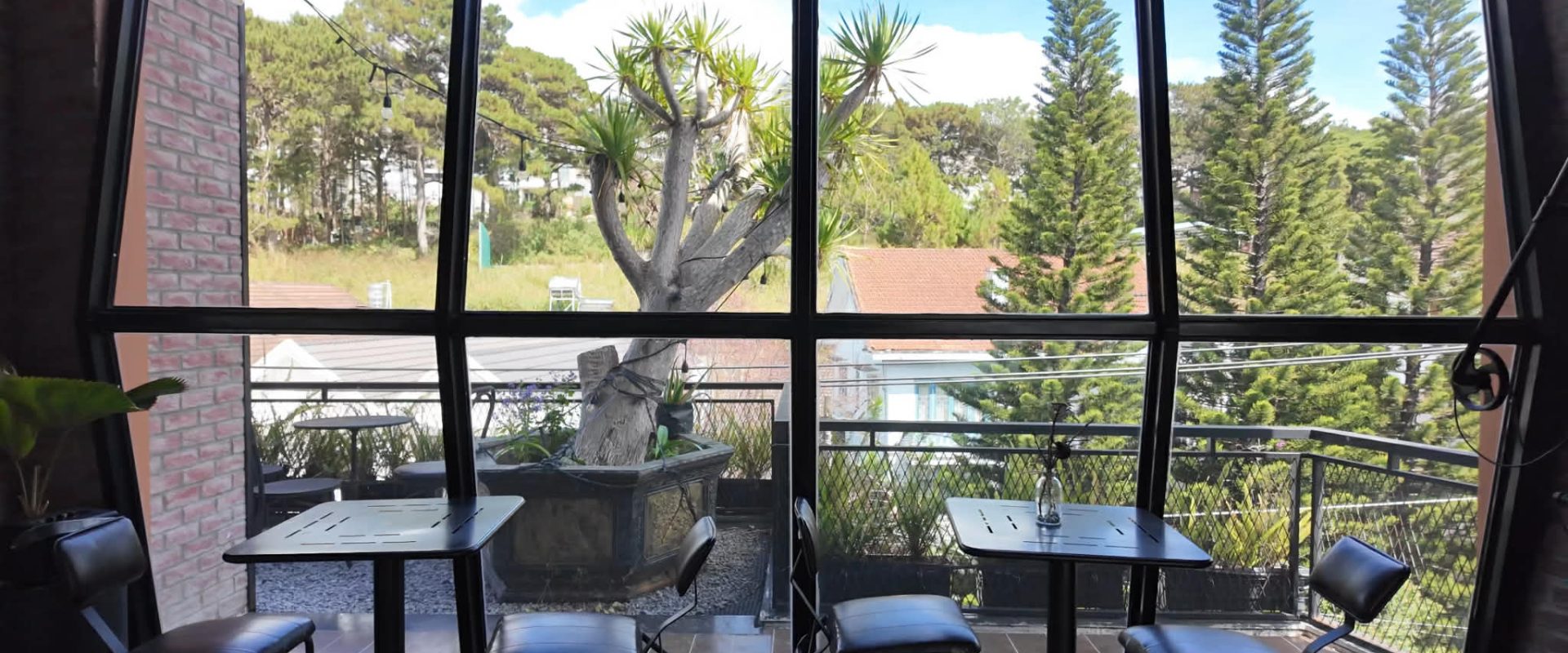 Bán Villa Mặt Tiền Lý Nam Đế Đà Lạt 264m2