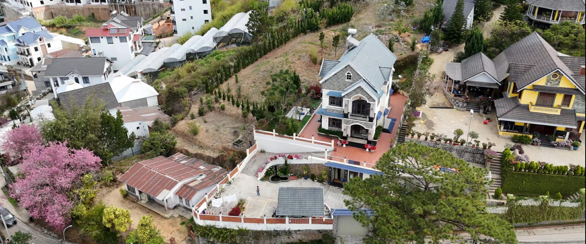 Villa sân vườn Trịnh Hoài Đức Đà Lạt 760m²