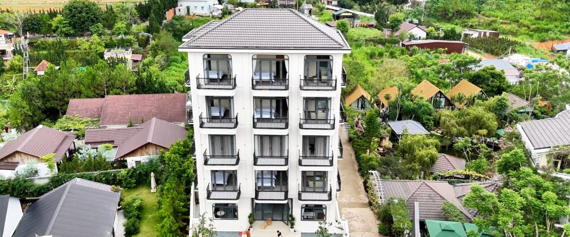 Bán Khách Sạn Mặt Tiền An Bình Đà Lạt 250m2