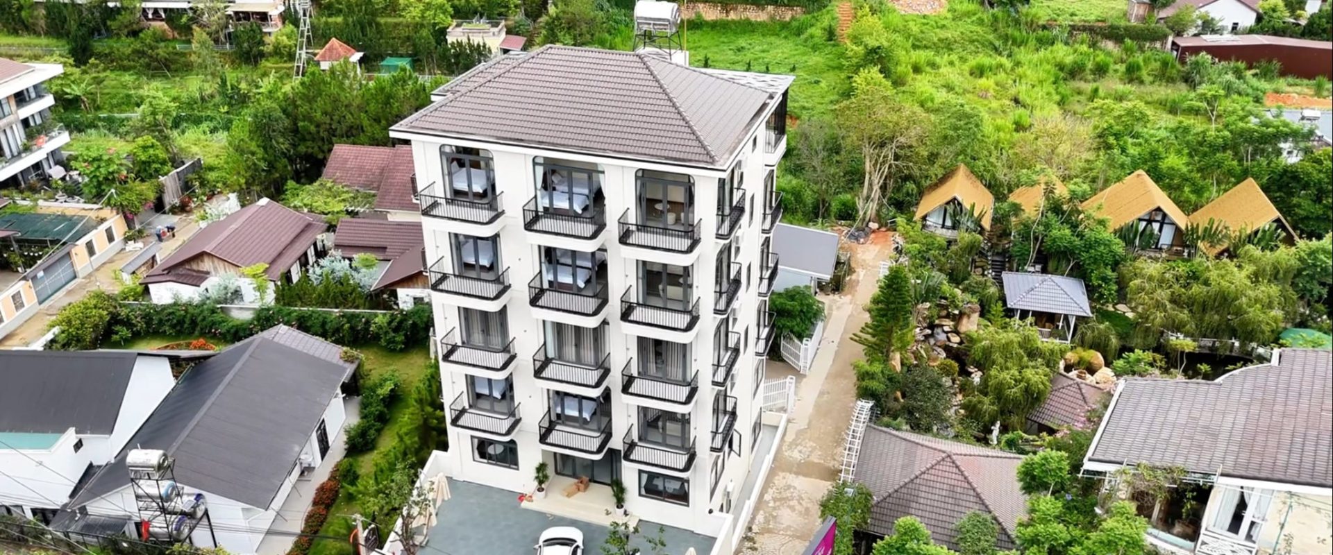 Bán Khách Sạn Mặt Tiền An Bình Đà Lạt 250m2