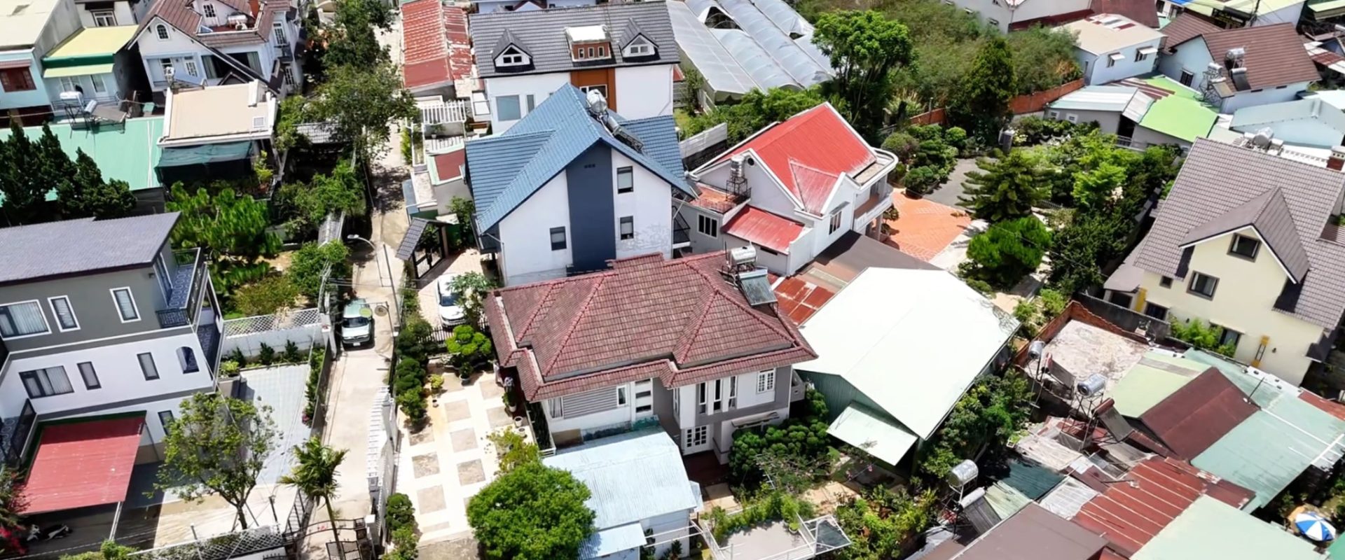 Villa Sân Vườn Vạn Hạnh Đà Lạt 647m2