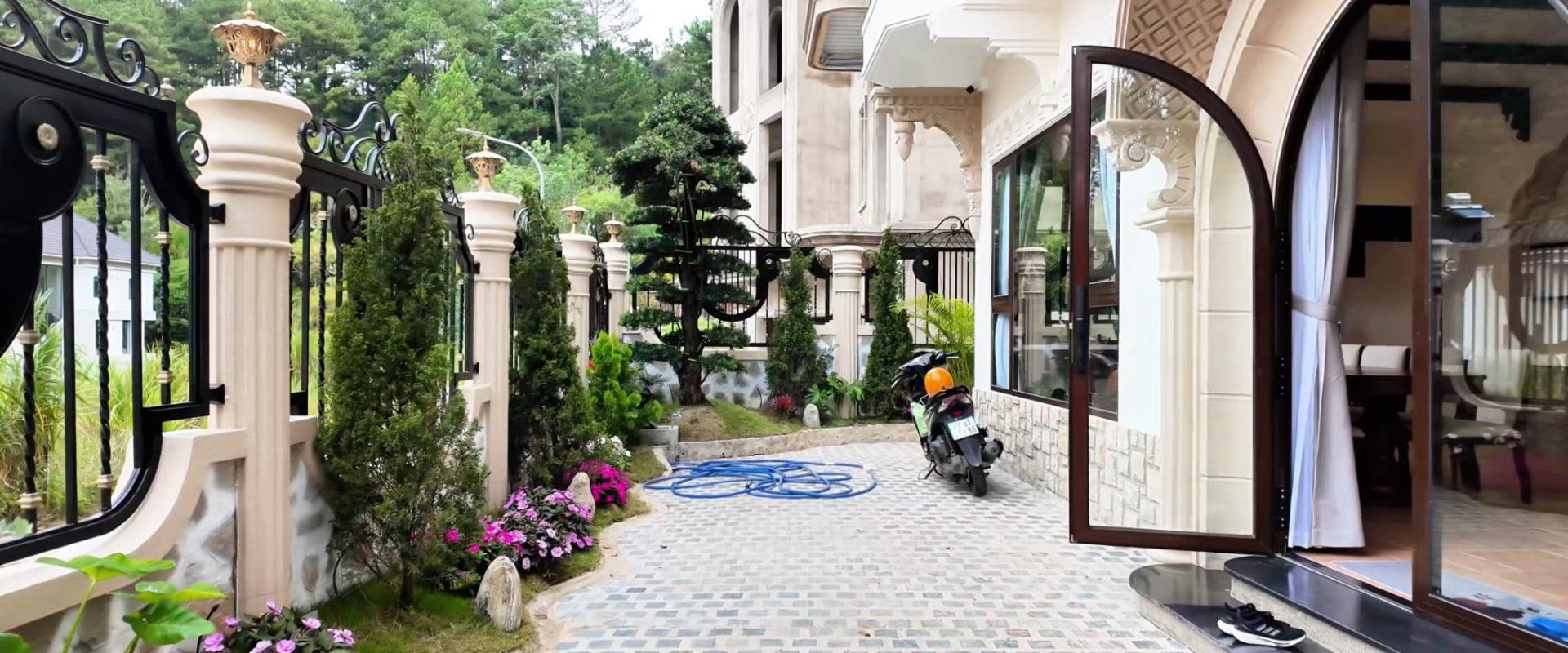 Villa Đà Lạt KDC Số 5 An Sơn 241m2 Phong Cách Pháp Cổ